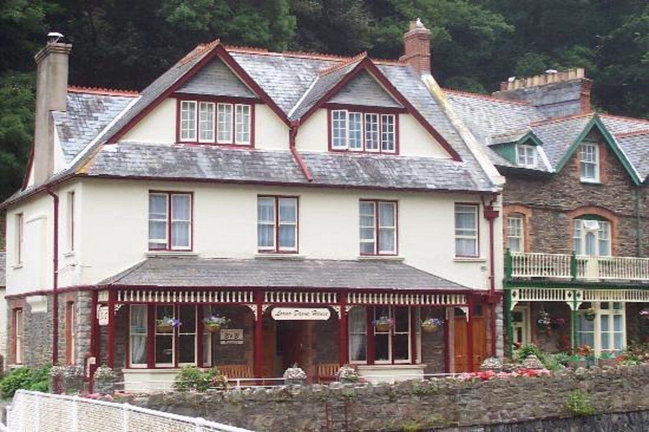 Hotel Lorna Doone House à Lynton Extérieur photo